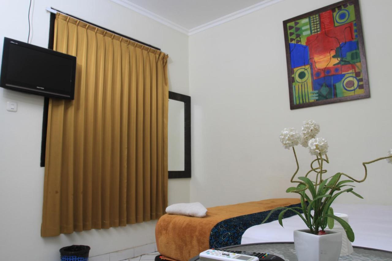 Hotel Bantal Guling Trans Bandung Esterno foto