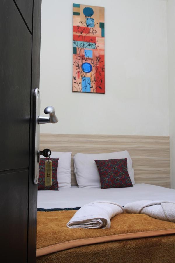 Hotel Bantal Guling Trans Bandung Esterno foto